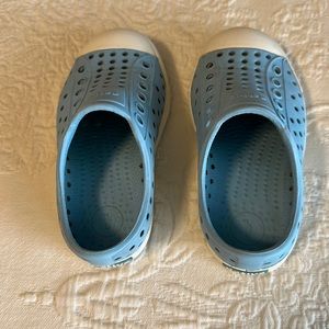 Native size 7 baby shoes